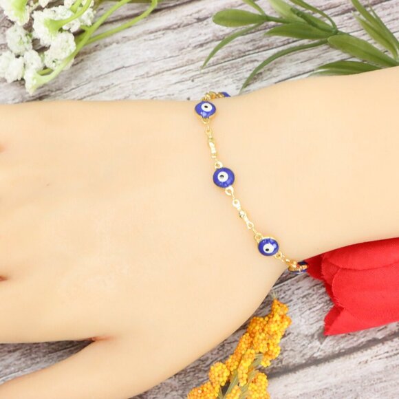 "Trendy Bracelet for Girls & Women – Cute, Adjustable & Gift-Ready | MLCRC1611 - Picture 8 of 10